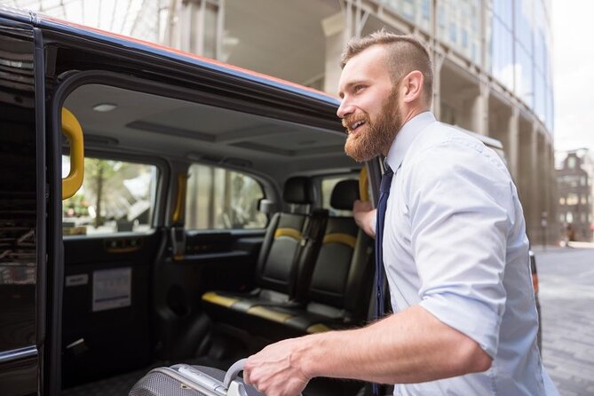 1 to 8 People Private Transfer from Dublin Airport to City Centre - What the Private Transfer Feels Like Once You’re In