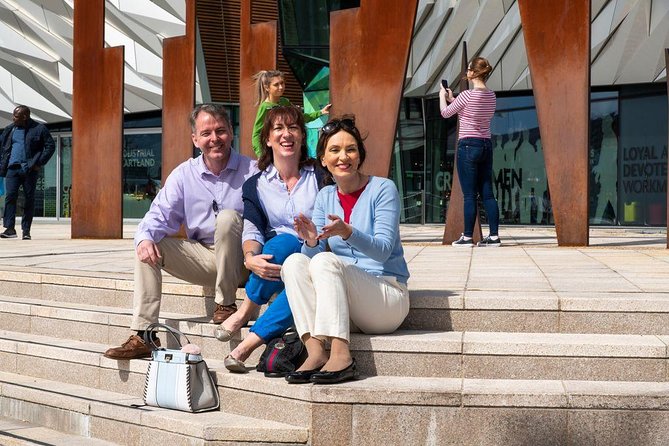 2-Day Northern Ireland Tour from Dublin Including Belfast and Giants Causeway - Transport and Group Size: Big-Coach Comfort, with a Few Real-World Quirks