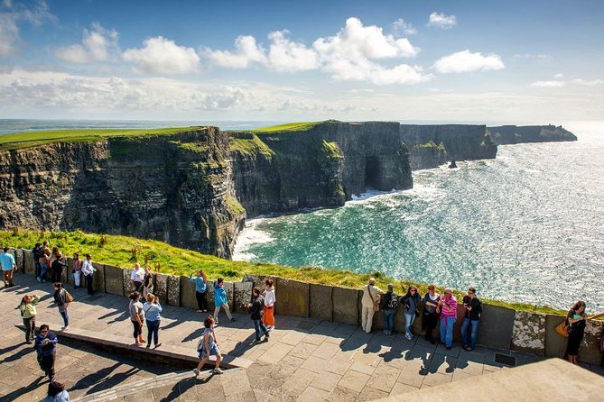 2-Day Western Ireland Tour from Dublin:Including Galway and Cliffs of Moher - Dublin pickup and the ride into the Irish Midlands