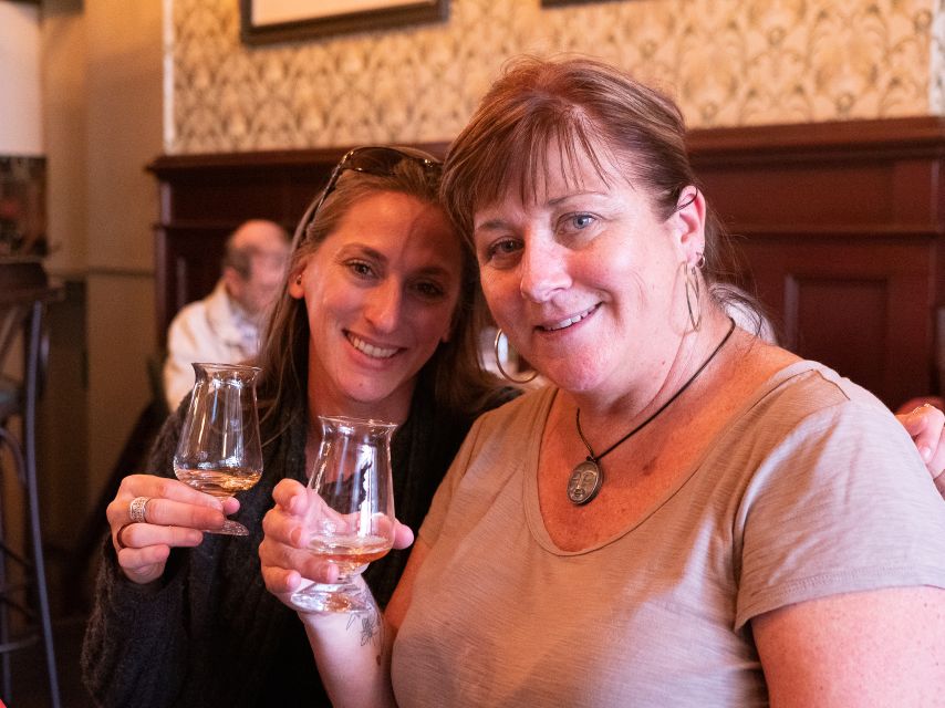 2-Hour Deluxe Whiskey & Food Tasting - The food pairing strategy: cheese, soda bread, and chocolate