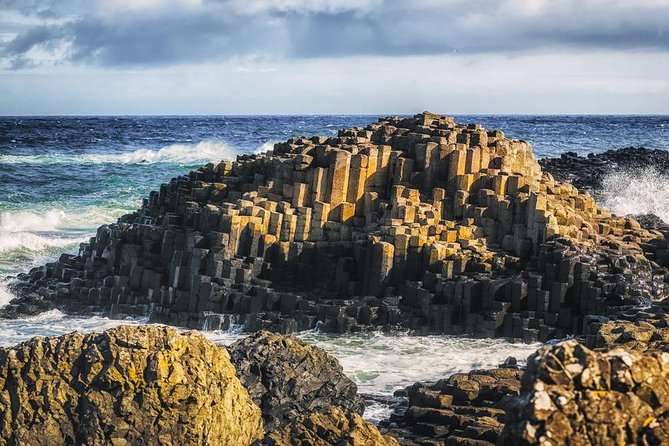 3-Day Northern Ireland Tour from Dublin: Giant’s Causeway & Titanic Experience - Giant’s Causeway and Carrick-a-Rede: How the North Coast Gets Under Your Skin