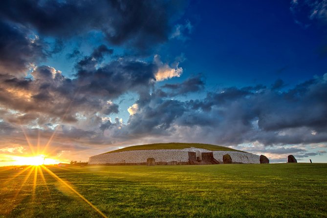 6 hour Half-Day Award Winning Private Tour of the Boyne Valley - A 6-Hour Boyne Valley Day Without the Dublin Traffic Headache
