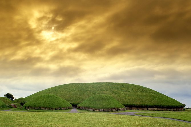 6 hour Half-Day Award Winning Private Tour of the Boyne Valley - Monasterboice and Mellifont Abbey: Early Christian and Cistercian Ireland