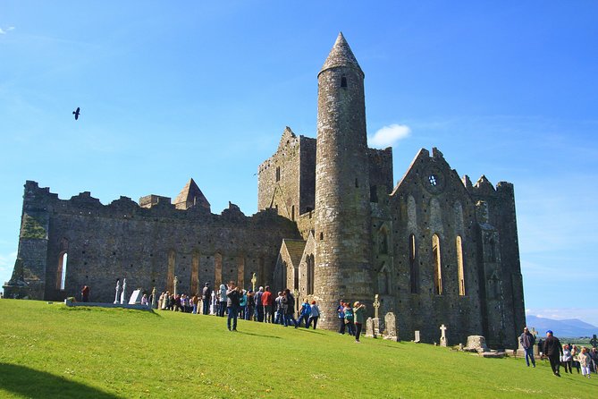 7-Day Ireland to Island Small Group Tour from Dublin - Price and value: what you are really paying for