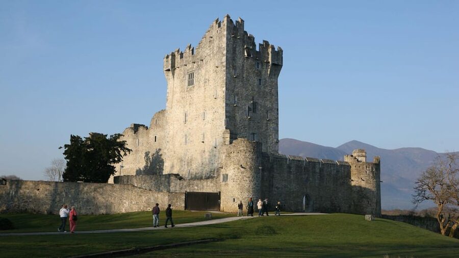 Best of Killarney: Private Walking Tour with a Local - Town Stops: Pubs, Shops, Cafes, and Local Conversation
