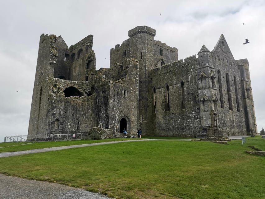 Blarney Castle: Private Guided Day Tour from Dublin - Arriving at Blarney Castle grounds, where the gardens do the talking