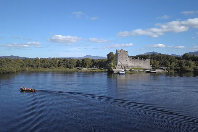 Bus & Boat Tour - Where the tour starts in Killarney, plus pickup and meeting point reality