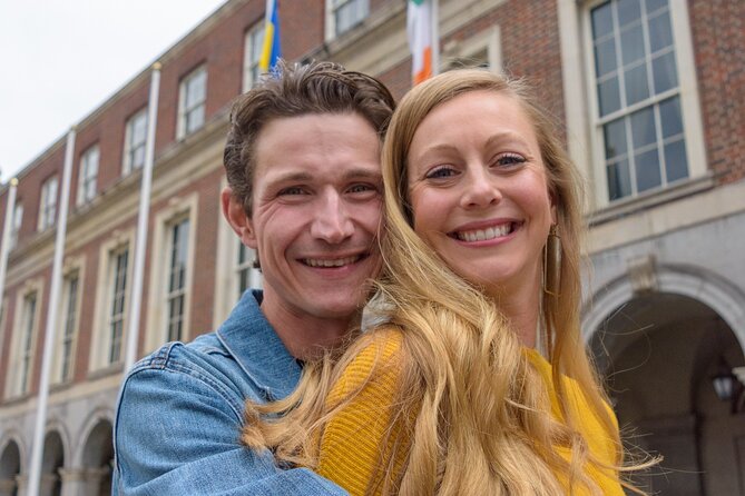 Celebrate Every Love Story - City Hall and Thomas Cooley: turning Georgian details into flattering portraits