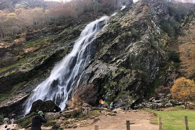 Chauffeur Driven Tour of Beautiful County Wicklow - Lough Tay, Also Known as Guinness Lake: Film-Spotting With Free Scenic Time