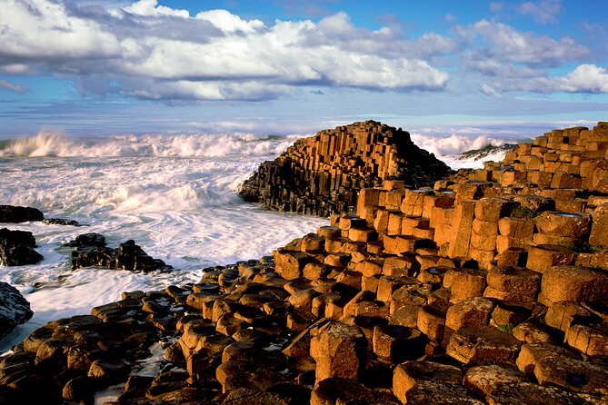 Chauffeur Giants Causeway & Belfast Private Day Tour From Dublin - Stop by Stop: What to Expect and How to Use Your Time