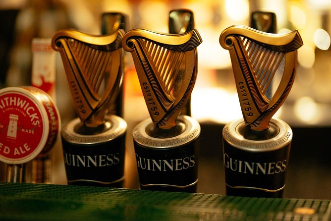 Classic Irish Pubs Private Tour of Dublin: Live Music, Beer and Nightlife - Private Guide Route Choices, Including the Ruairi-Style Storytelling