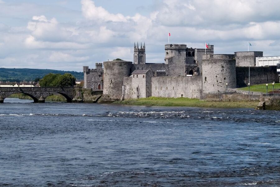 Cliffs of Moher and Blarney 2-Day Tour from Dublin - Golden Vale, Limerick, and the Shannon: photos and quick hits