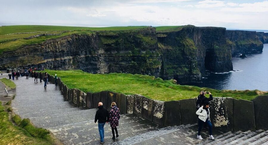 Cliffs of Moher and Galway Tour in Italian or Spanish - Guide Style: Italian or Spanish Storytelling That Makes the Day Coherent