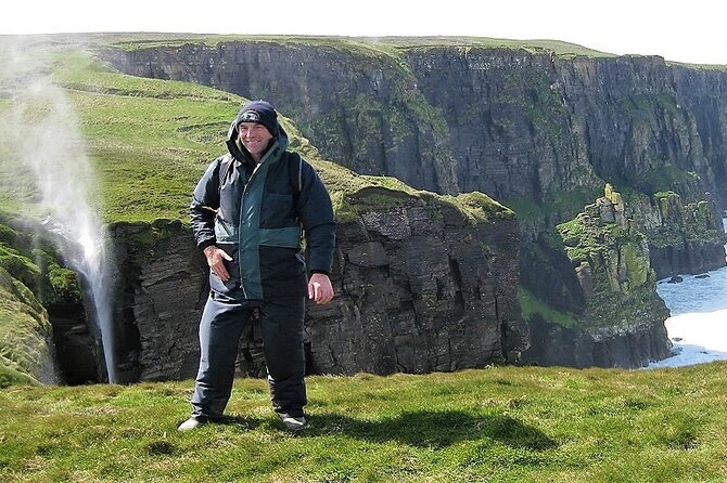 Cliffs of Moher walk with local farmer. Clare. Guided. 3.5 hours. - Why this farmer-led Cliffs walk is different from the usual stop