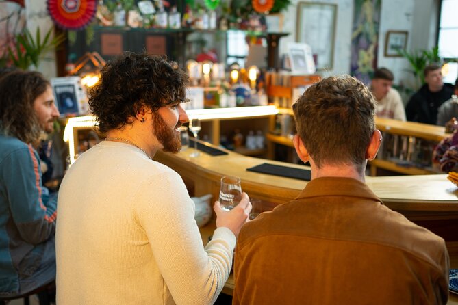 Cocktail Masterclass & Distillery Tour Combo - Behind-the-scenes distillery tour: what makes their gin blends tick