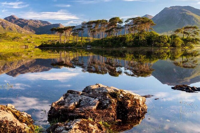 Connemara and Galway Private Chauffeur 2 Days Tour from Dublin - Cong and The Quiet Man: Small Town, Big Movie Memories
