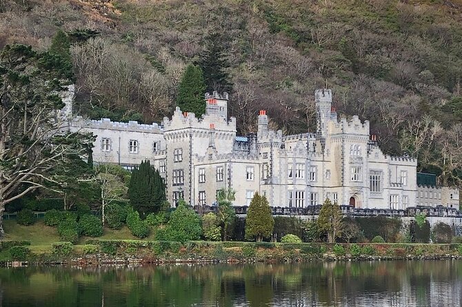 Connemara, Kylemore Abbey and Wild Atlantic Way tour from Galway - The guides and group size make the difference on a long day