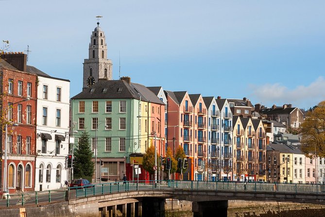 Cork City, Cahir Castle and Rock of Cashel Tour with Spanish Speaking Guide - Meeting at George’s Quay and settling into an 8:00 am start