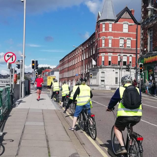 Cork: Cork City Cycle Tour - Regular Bike - Pace, comfort, and safety: what to expect during the 2.5 hours
