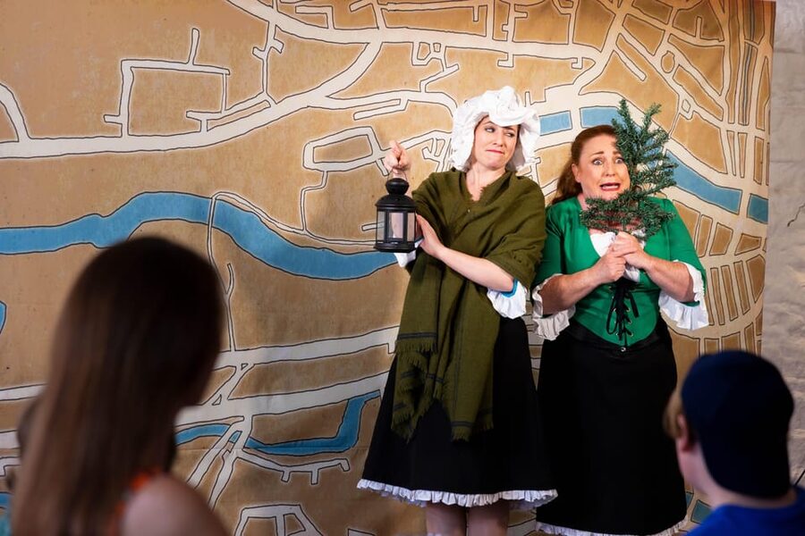 Cork: Hysterical Histories, Comedic Dinner Theater Show - Finding the Show at 43 Paul Street, Then Getting Pulled In