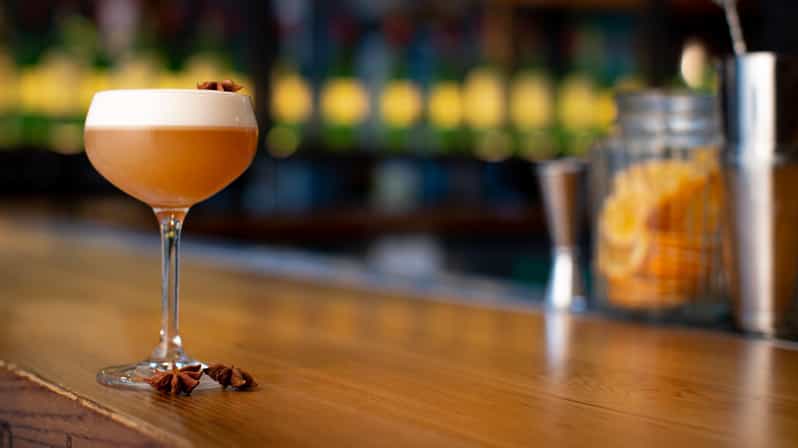 Cork: Jameson Cocktail Making Class at Midleton Distillery - How check-in and timing work at the meeting point