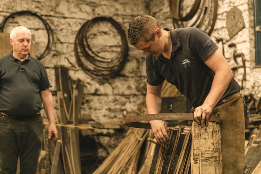 Cork: Midleton Distillery Behind the Scenes Tour & Tasting - The 2-hour plan, stop by stop, from Microdistillery to Maturation Warehouse