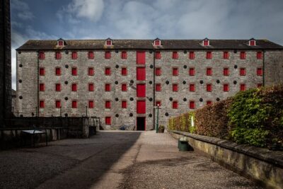 Cork Midleton DistilleryJameson Experience & Whiskey Tasting