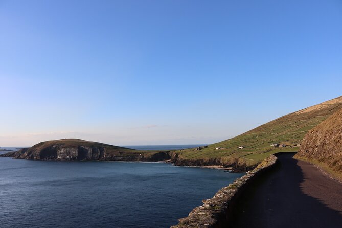 Dingle: Hour Slea Head Drive Tour 4hr - Personal Chauffeur Guide - Pickup and the Waterside Dingle 10 km rule (so there are no surprises)