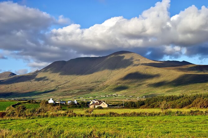 Dingle Peninsula and Slea Head Day Tour - Lunch isn’t included, so plan your food timing