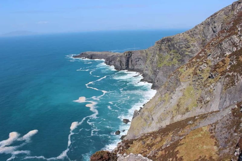 Dingle Peninsula & Slea Head Drive: Tour from Killarney - Fahan Beehive Huts: stepping near life from around 2,000 BC