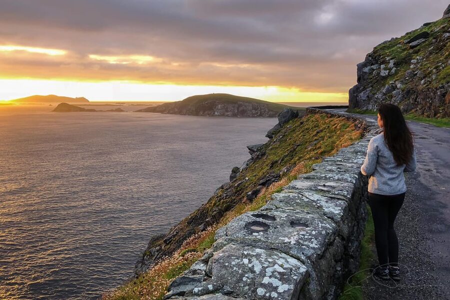 Dingle: Slea Head Sunset & Magic Hours Photo Tour - Gallarus Oratory and Kilmalkedar Church for detail shots
