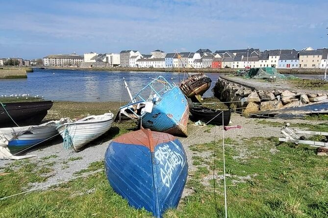 Discover Galway City Walking Tour - The medieval wall and the Great Gate clues you can spot without a map