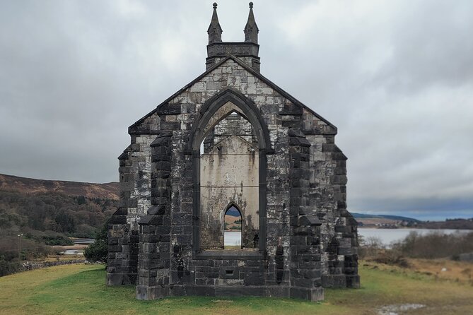 Donegal Electric Bike Tour with Local Guide: Half-Day Adventure - Poisoned Glen viewpoint: Balor’s eye, one weird stone, big story energy