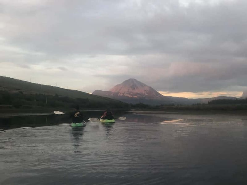 Donegal: Sunset Kayak Trip on Dunlewey Lake - Getting set up: from the Gweedore lay-by to your first good grip