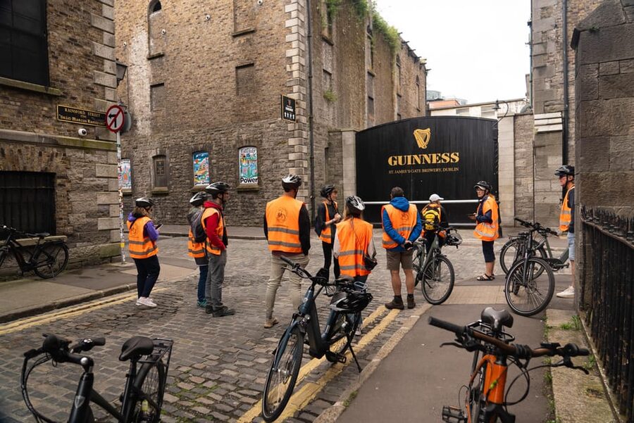 Dublin: Bike & E-Bike Tour with a Local Guide - Starting at Drury Street Bike Park, then getting rolling