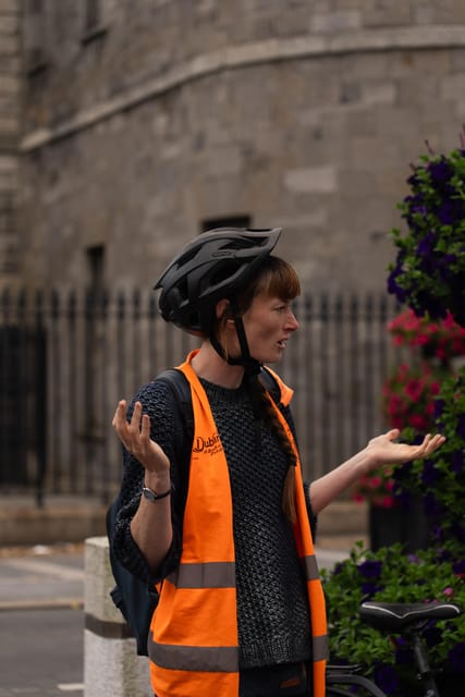 Dublin: Bike & E-Bike Tour with a Local Guide - Guinness Storehouse plus a forward push into Kilmainham