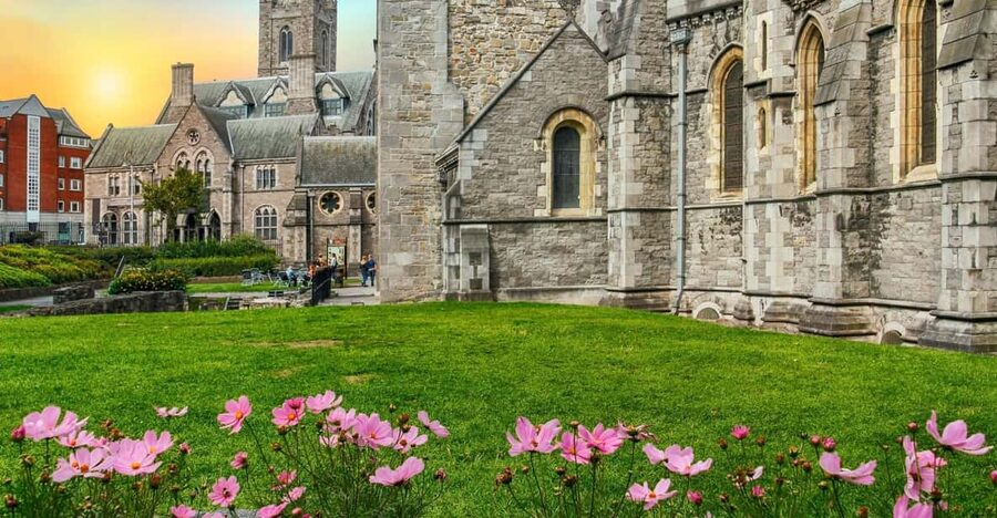 Dublin: Book of Kells, Dublin Castle and Christ Church Tour - City Hall and the feel of Dublin’s decision-making years