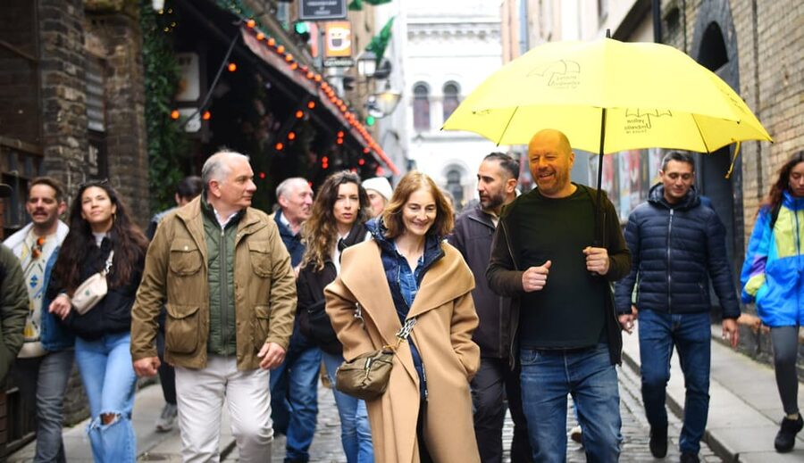 Dublin: Bucket List Sights Walking Tour - Views Over the River Liffey, Ha’penny Bridge, and the City’s Long Timeline