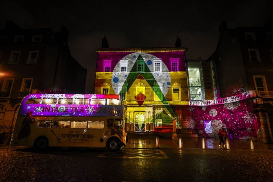Dublin: Christmas Lights Festive Bus Tour with Afternoon Tea - Why Dublin Christmas lights look better from a 1960s double-decker