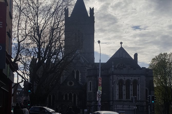 Dublin City Center Walking Tour - Stop 2, Dublin Castle: island context, an escape story, and Spain-Ireland links