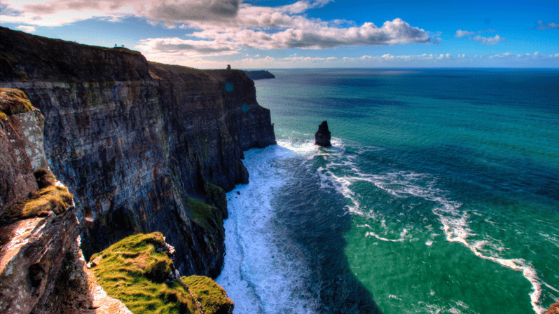 Dublin: Cliffs of Moher, Ennis, & Bunratty Castle Day Tour - The Coach Ride to County Clare, and Why Timing Matters