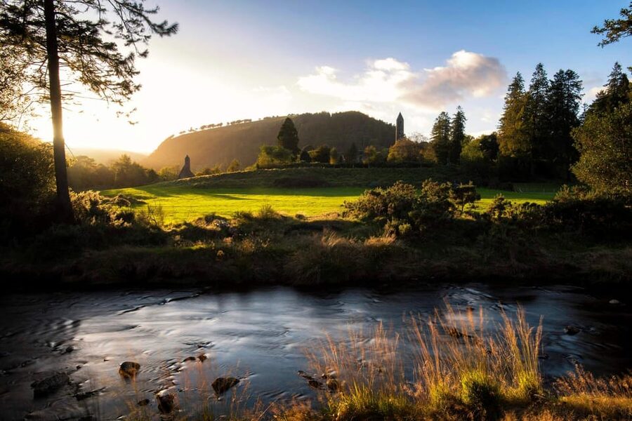 Dublin Coast & Wicklow Mountains: Luxury Private Day Tour - Price and value: what $896 covers and how to budget the extras