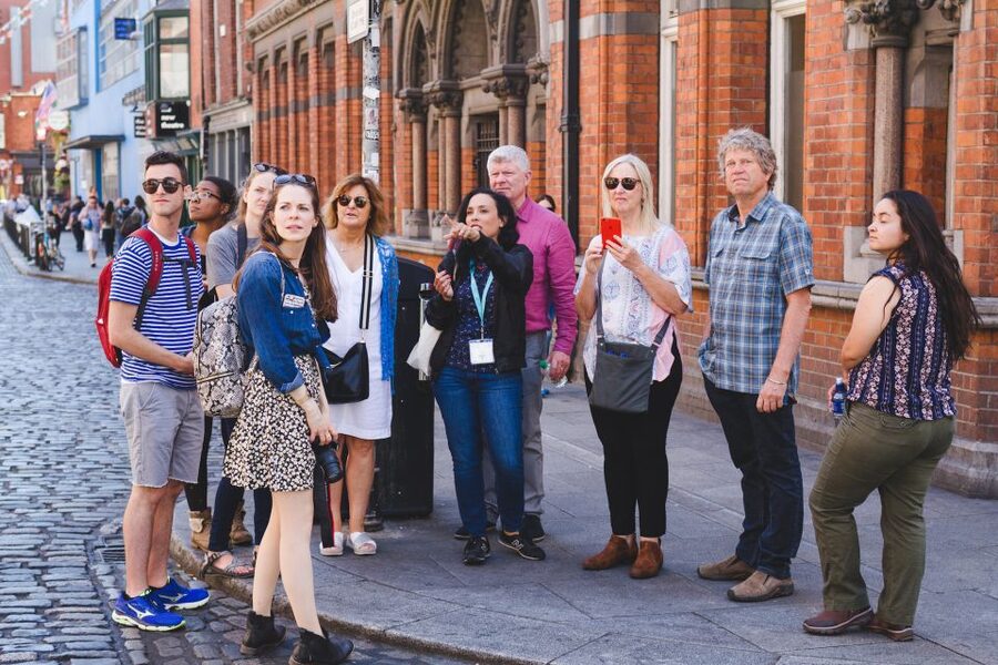 Dublin: Delicious Walking Food Tour - Walking Dublin’s Food Stops, Liffey Side to Side