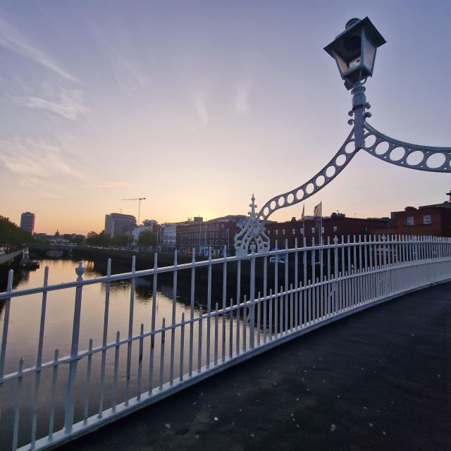 Dublin: Dublin City Highlights Private Guided Walking Tour - Ha’penny Bridge: the kind of photo stop that teaches