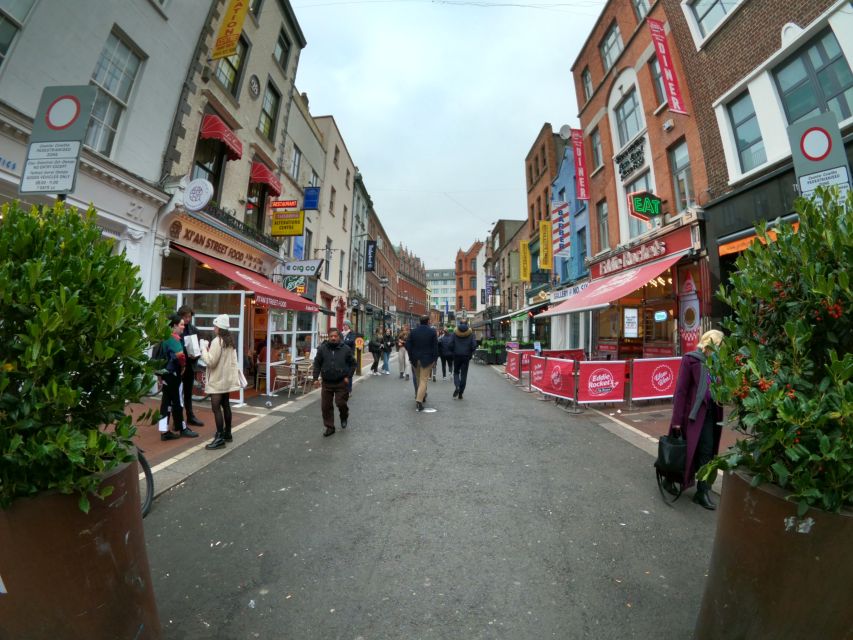 Dublin: Dublin City Highlights Private Guided Walking Tour - Molly Malone and Grafton Street: street life, not just landmarks