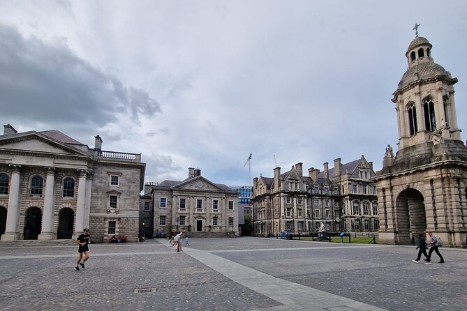 Dublin Express Private Guided Walking Tour - Price and What You Are Really Paying For (84.11 Per Person)