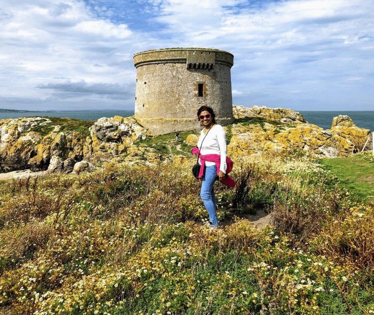Dublin: Ferry from Howth to Ireland's Eye island - Your free self-guided hour: walk, look for puffins, and find the tower