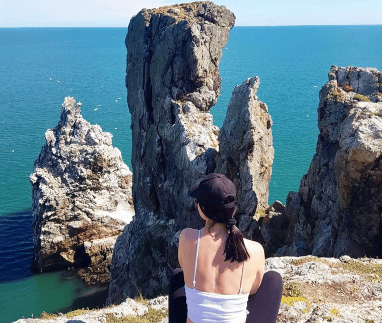 Dublin: Ferry from Howth to Ireland's Eye island - West beach: when a sea swim makes sense