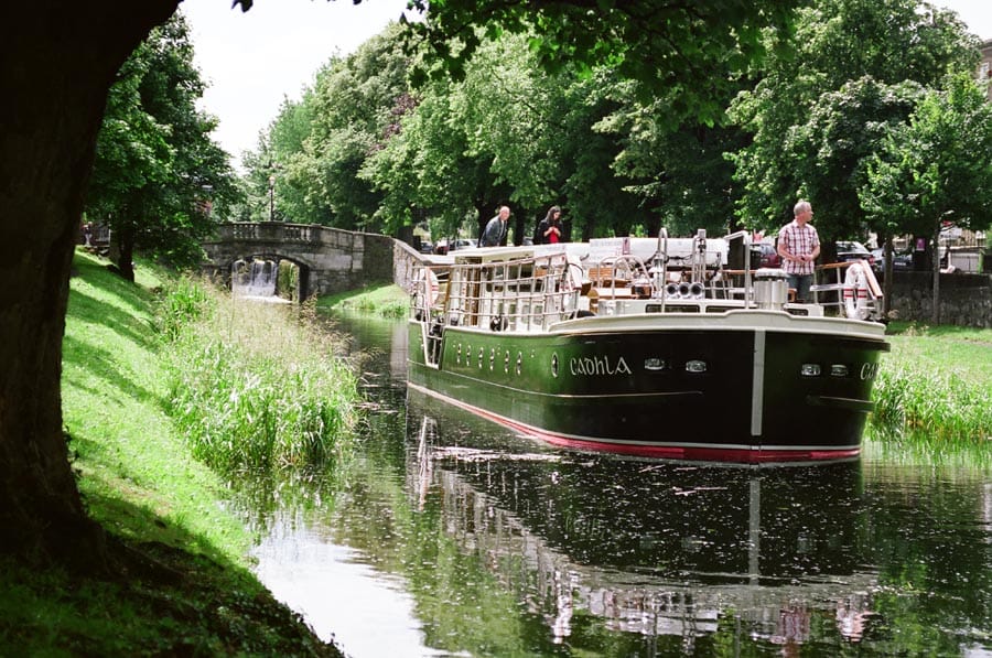 Dublin: Grand Canal Cruise with Dinner - What the boat and restrooms are really like