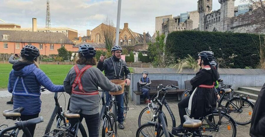 Dublin: Guided Bike & E-Bike Tour - Where You Start: Whitefriar Place, St. Stephen’s Green Nearby